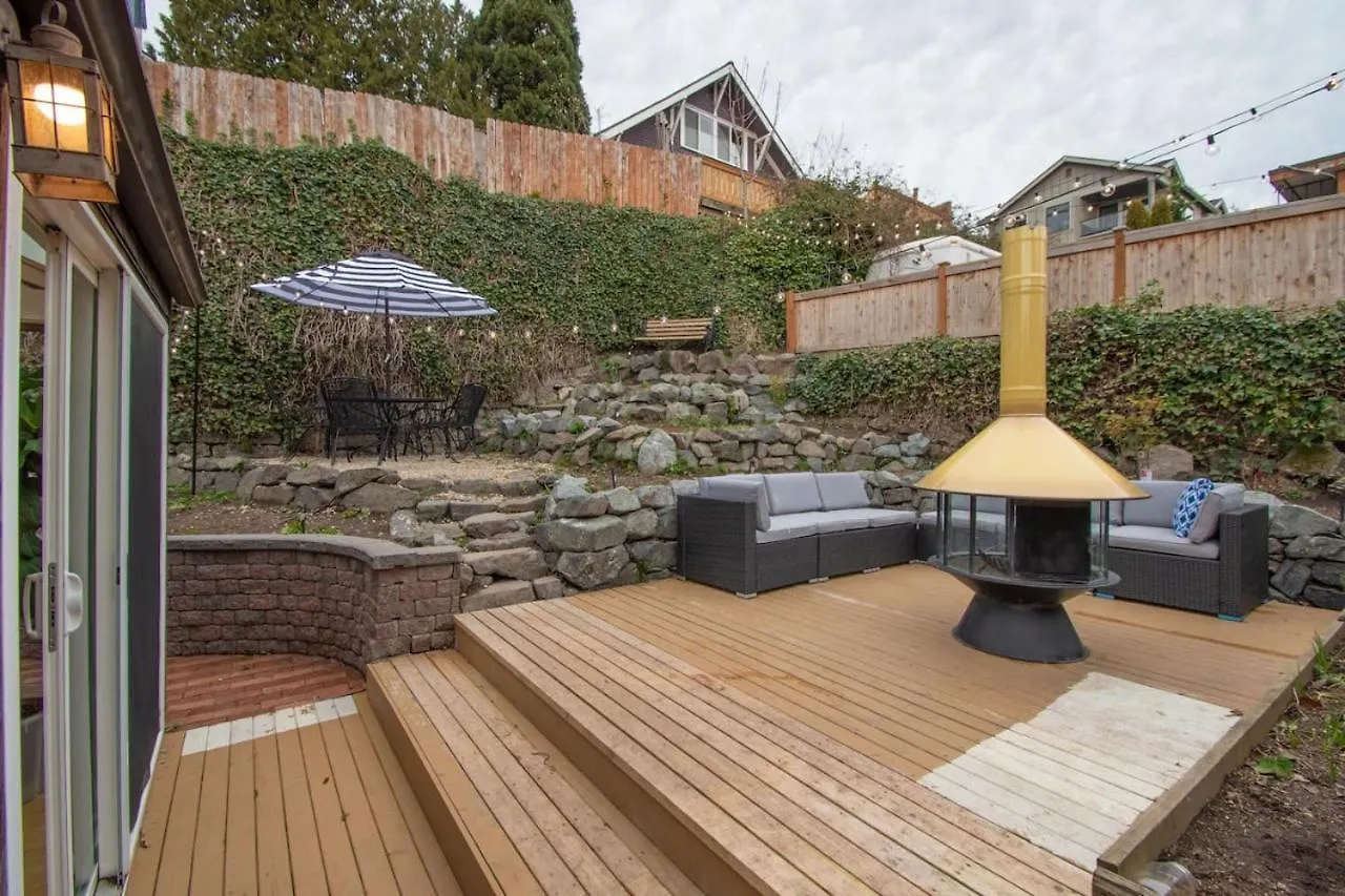 Green Lake Oasis With Loft And Outdoor Fireplace Seattle 0*,  United States